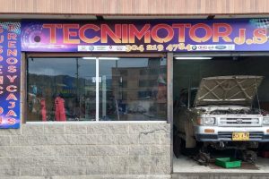 Taller de mecánica automotriz tecnimotor JS