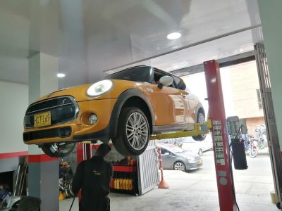 1 Taller automotriz Automekanica premier SAS (3)